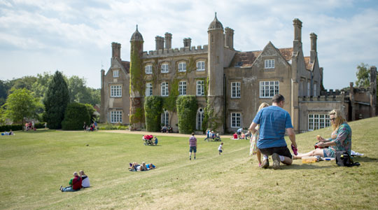 picnic-marwell-hall