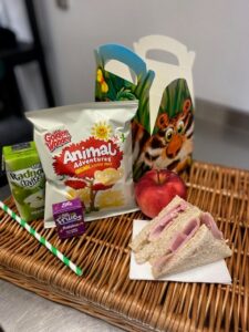 Marwell Zoo school lunch kids box